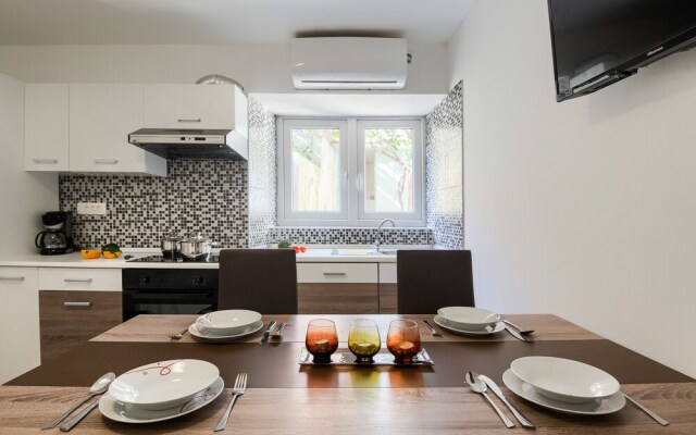 Andrea&Leon Apartments