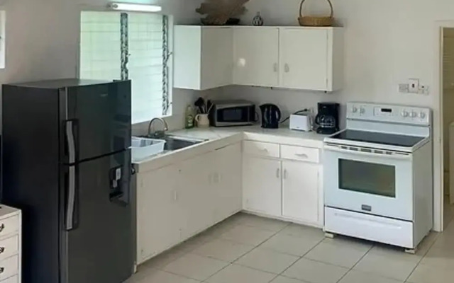 The Art Studio 12 Beachfront Apartment Barbados