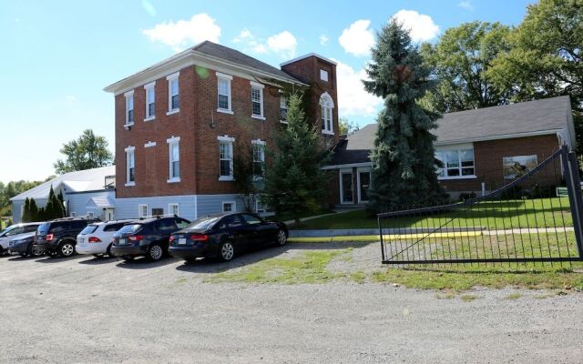 Empire Inn and Suites