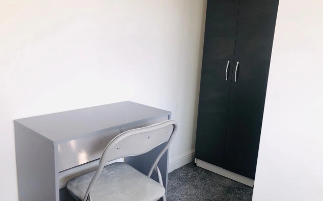 Townhouse @ 29 Cotesheath Street Stoke