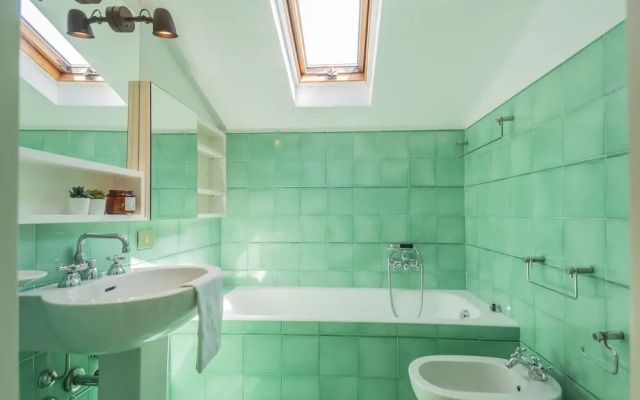 Villa Chiara Moltrasio With Private Garden by Rent all Como