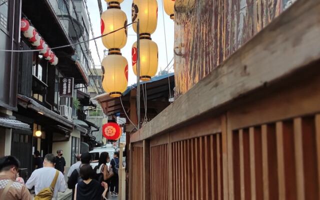Iwatoyama Hostel EXseed