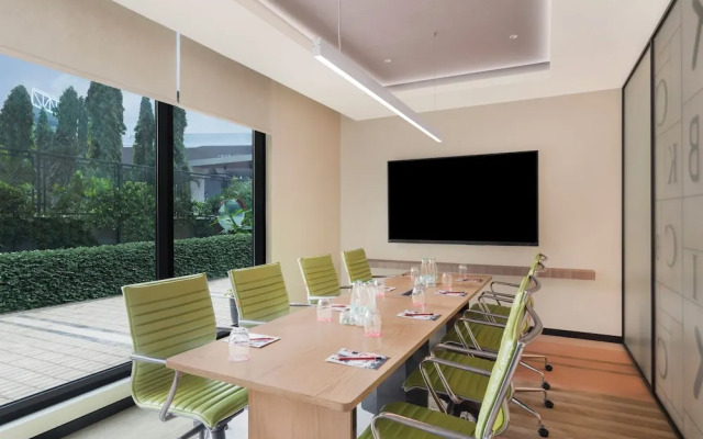 Ibis Mumbai Bkc