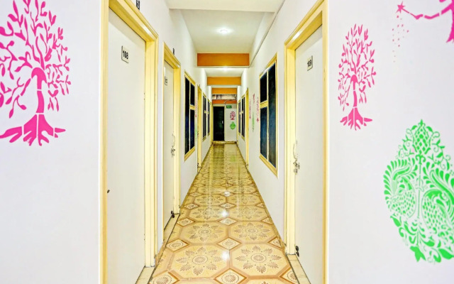 Spot On 78778 Hotel Atithi