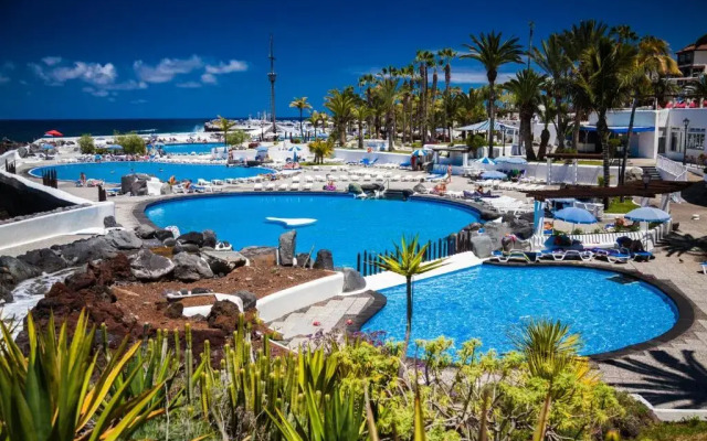 Club Apartments by Grupo Compostelana 3