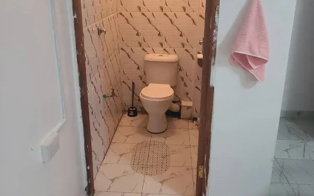 Studio 107, South B, Sana Sana