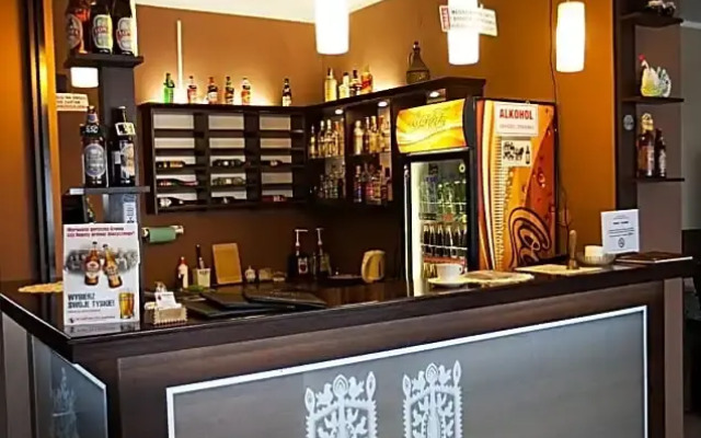 Noclegi i Restauracja Folkowa