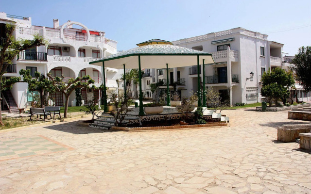 Apartamentos Habitat - Playa Romana 3000