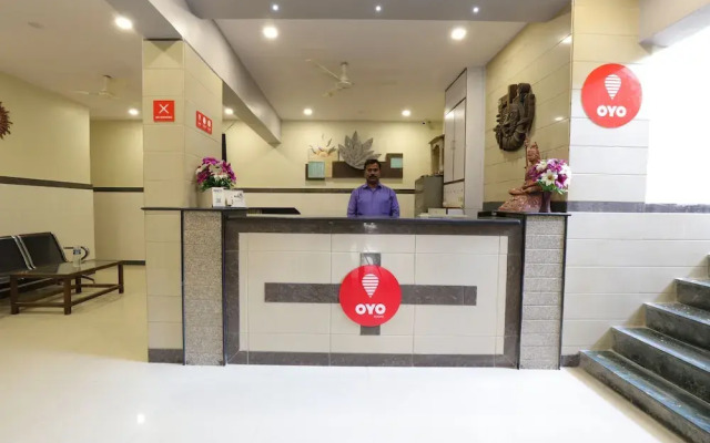 OYO 10697 Hotel Suraj Inn