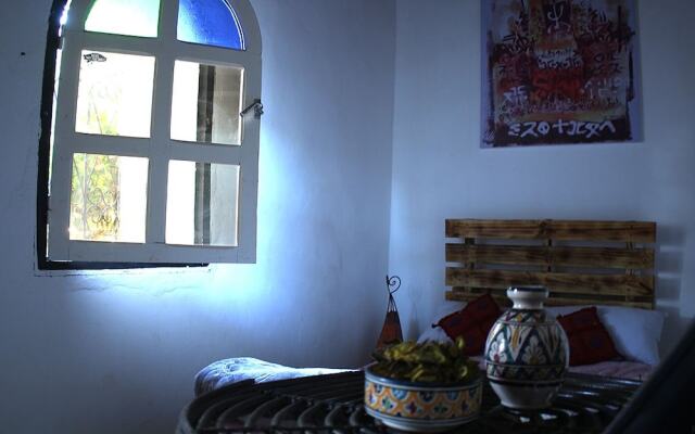Tawsna Riad