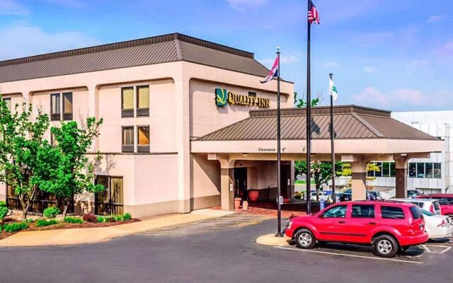 Quality Inn Florissant - St Louis