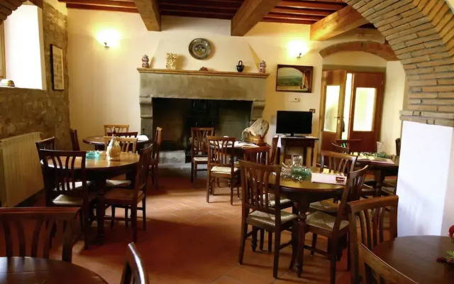 Cosy Apartment in Poppi With Private Terrace