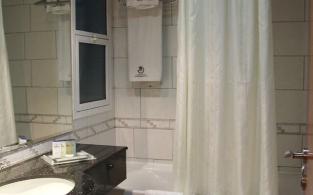 Grand Midwest Hotel