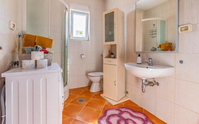 Awesome Apartment in Medulin With Wifi and 2 Bedrooms