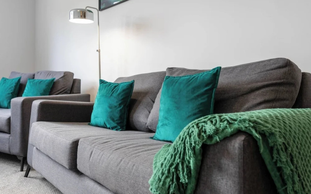 The Elderns 2BR A1 Nearby Netflix Parking