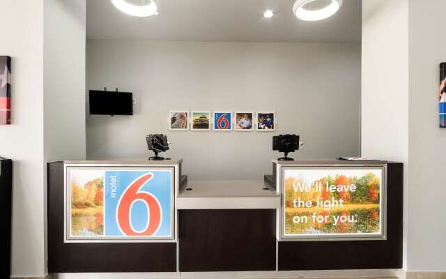 Motel 6 Lexington, KY - Airport