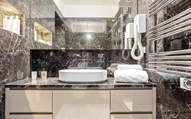 Appartamento Darsena With Terrace by Wonderful Italy