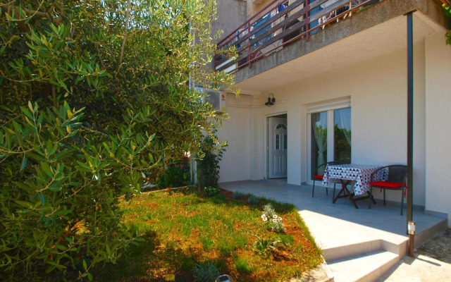 Apartment Florinda 2091