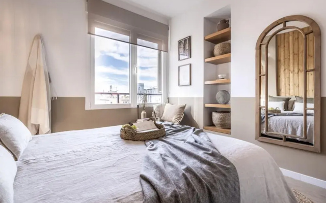 Monda - 2 Bedrooms and Terrace in Goya