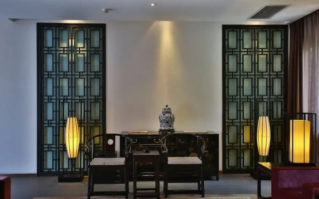 ZuoYouKe Qinling West Brigade Hotel