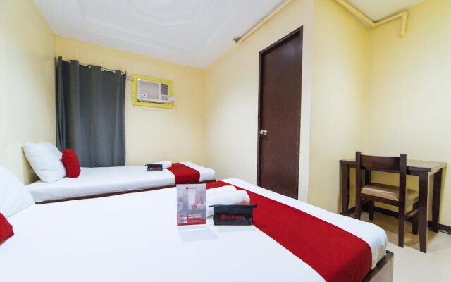 RedDoorz near Jaro Church Iloilo