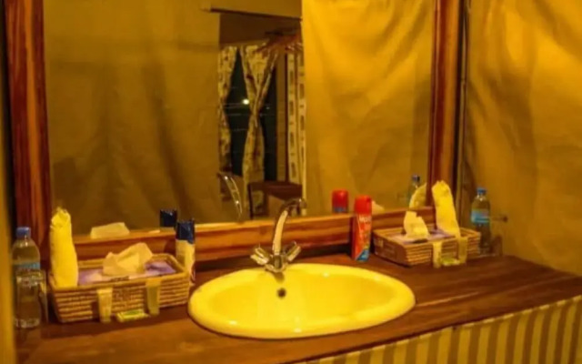 Osinon Camps & Lodges