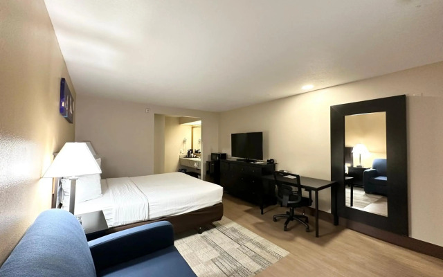 Stanford Inn & Suites Anaheim
