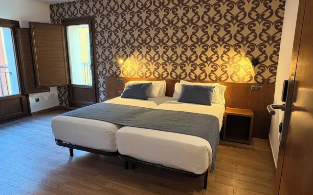 León Center Rooms