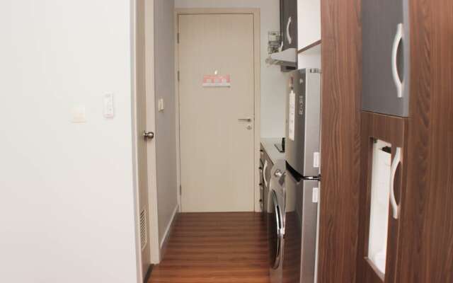 Homey And Minimalist 2Br At Patraland Urbano Apartment