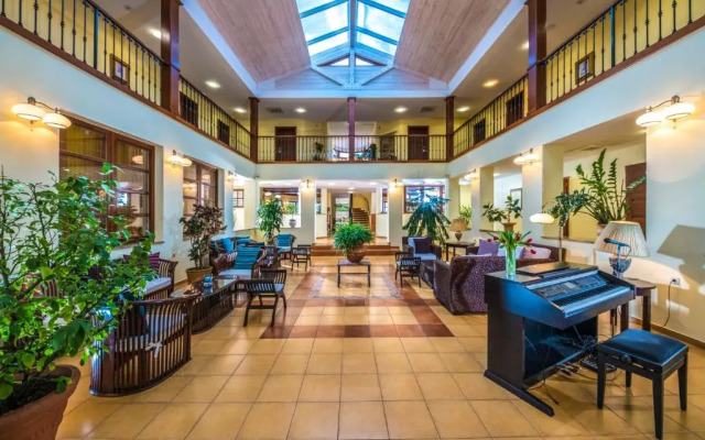 Forest Hills Biohotel & Golf