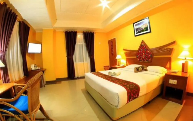 Kharisma Hotel