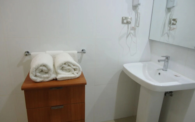 Bird of Paradise Hotel & Apartments