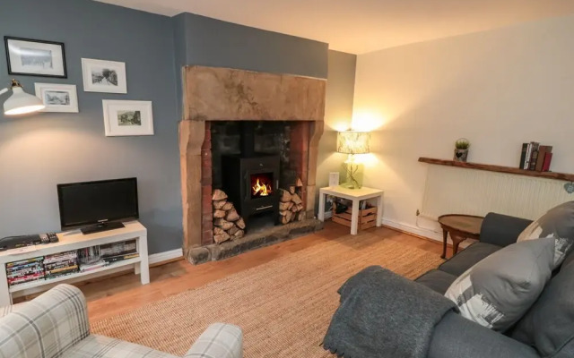 3 Brookside Cottages