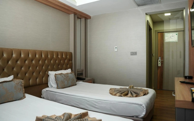 Enerji Hotel