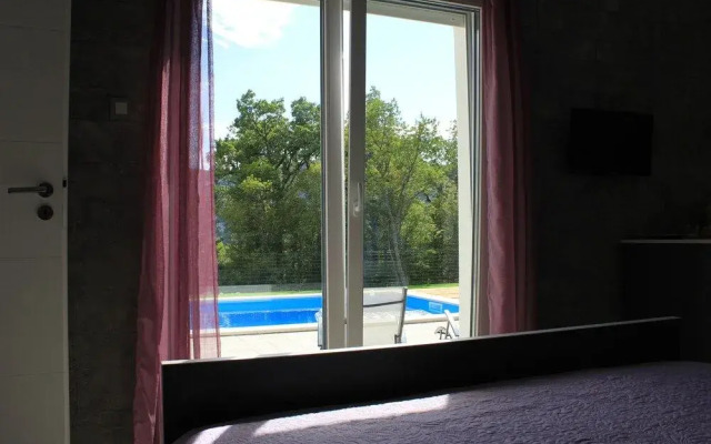 Holiday House Lovric