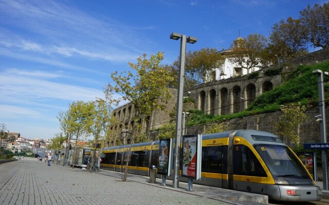 Apartments Luiz I Bridge