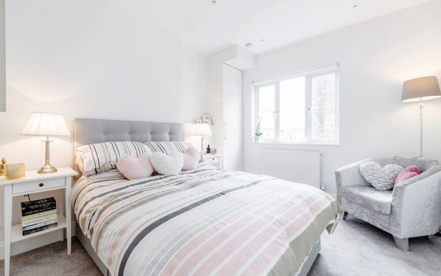 2 Bedroom Portobello Notting Hill Apartment