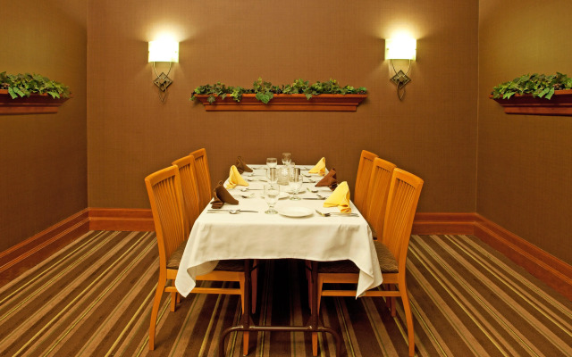 Wyndham Flint MI/Grand Blanc/Bishop Airport/Conference Ct