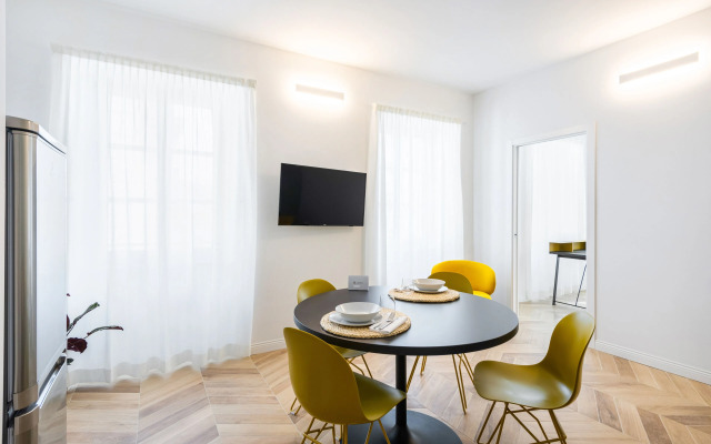 Domo Premium Apartments - Trieste Mazzini