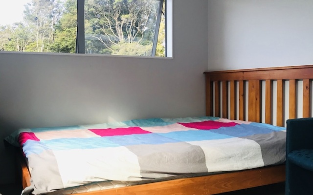 Auckland Onestop – Guest Rooms – Henderson