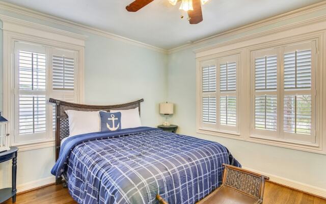 The Turquoise Turtle 4 Bedroom Home