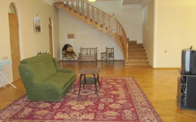 Big House in Armenia Apartment