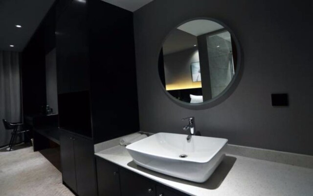 Luoyang Comfort Boutique Hotel