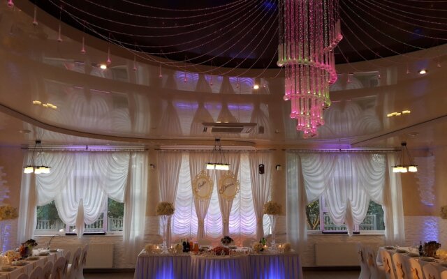 Restauracja "AS"- Noclegi