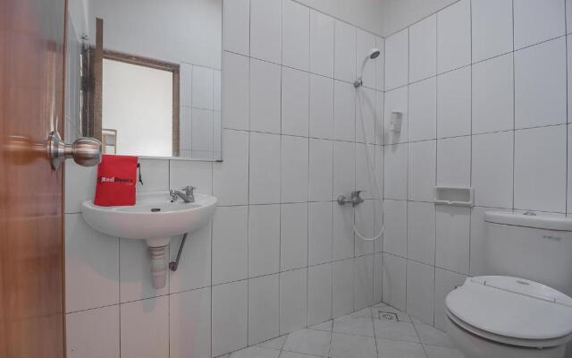 RedDoorz @ Maribaya Street 2