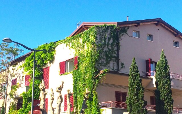 Corso Emanuele Apartments