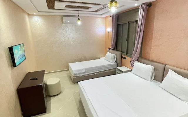 IGHIZ INN Resort