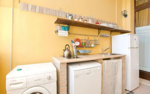 Charming Apartment in Ascoli Piceno Near Village