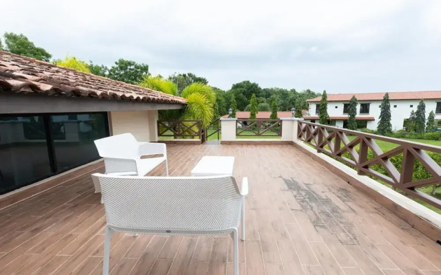 Villa Encanto by Acomodo