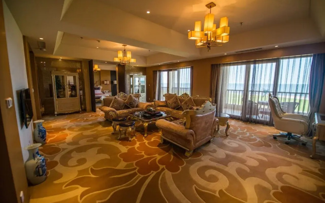 Qinhuangdao Arcadia Seaside Holiday Hotel